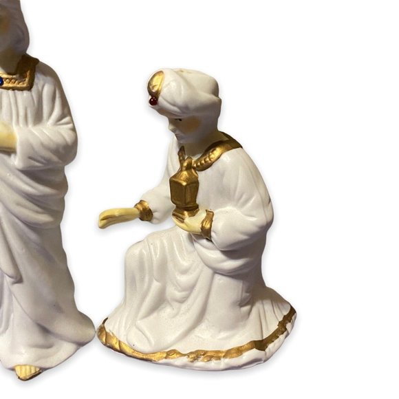 Nativity Scene 10 Piece Set White Gold Accents Figurines Christmas Bisque - Picture 6 of 11